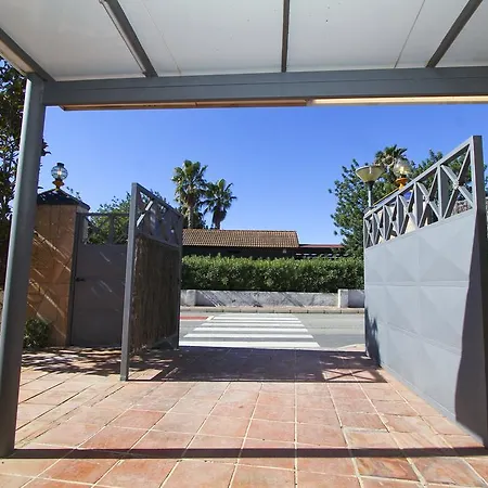 Villa Santorini *