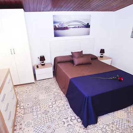 Santorini Planet Costa Dorada Villa